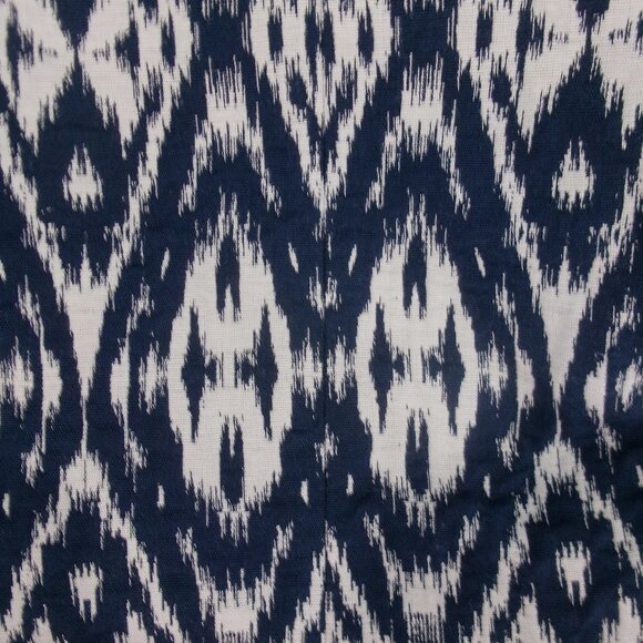 Like New Banana Republic Navy & White Ikat Strapless Dress Size 8 / 6 - Picture 2 of 9